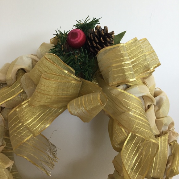 Christmas Wreath - Picture 2 of 5